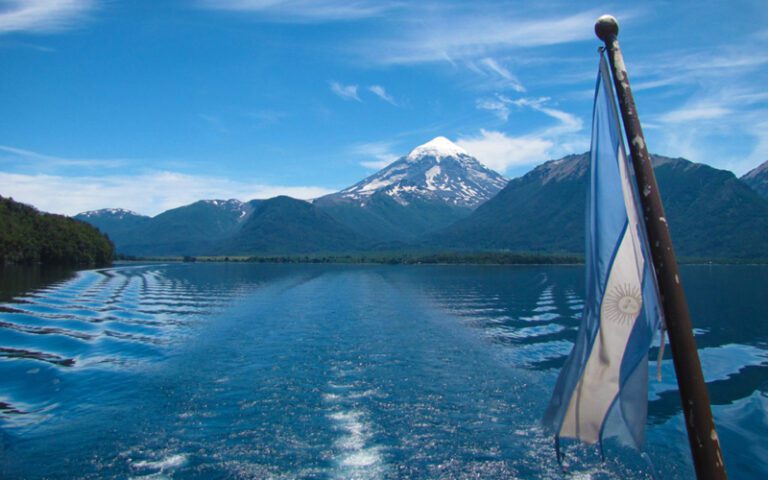 argentina-lago-Huechulafquen